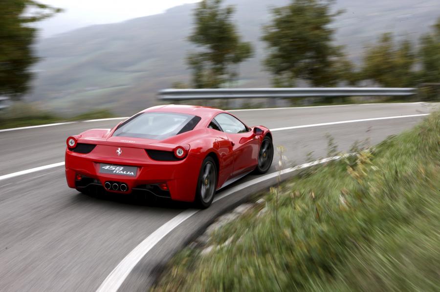  Ferrari 458 Italia 2009 года  (фото 96 из 162)